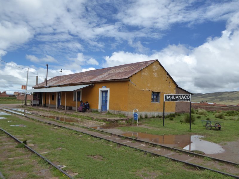 tiahuanacotrainstation.jpg