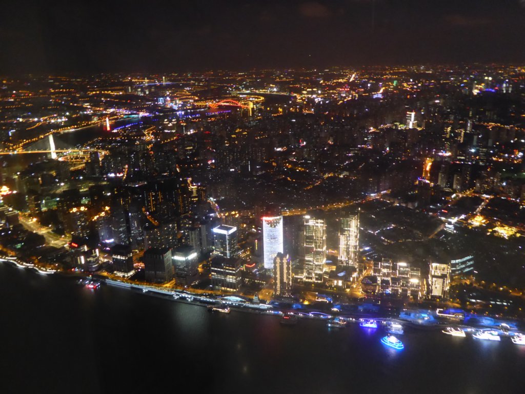 viewfromtheshanghaitower8.jpg