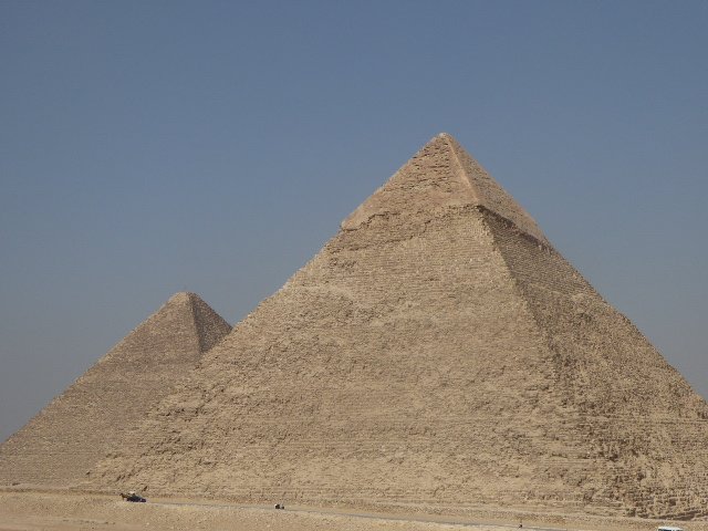 pyramidsofgiza4.jpg