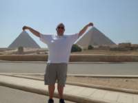 pyramidsofgiza_small.jpg