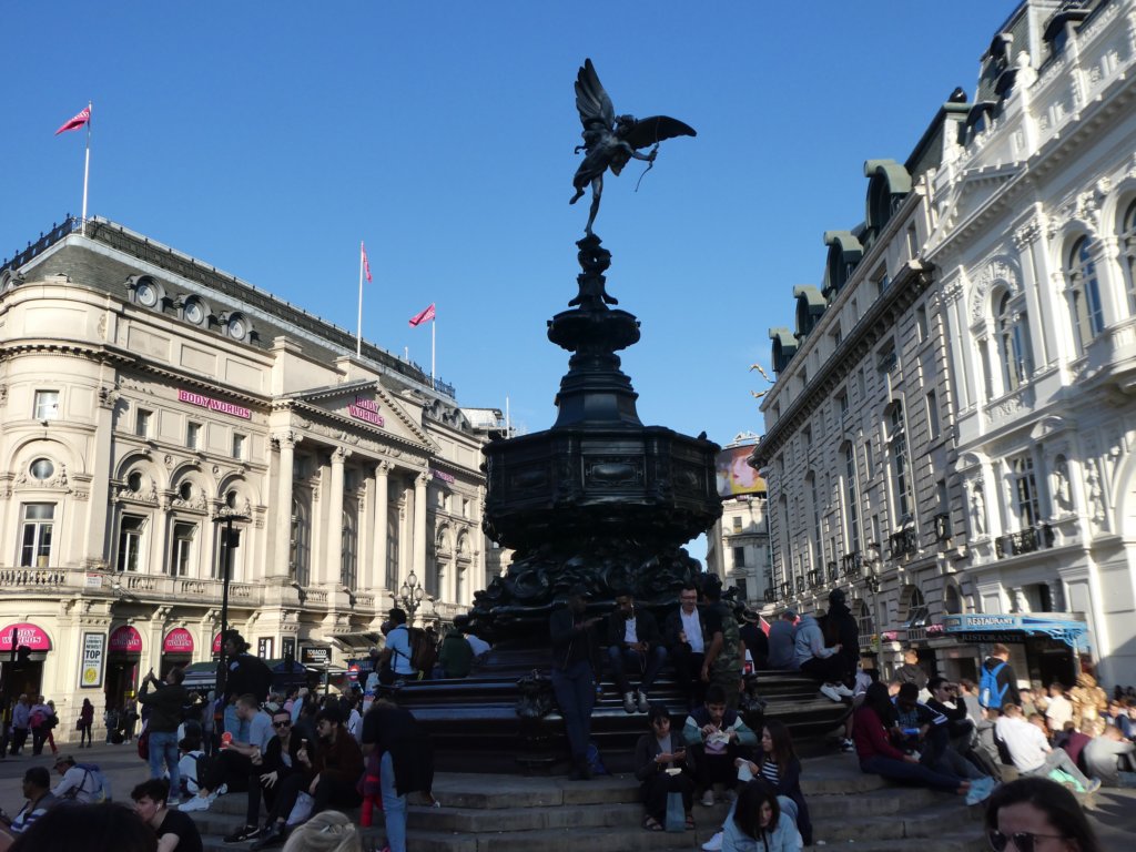 piccadillycircus.jpg