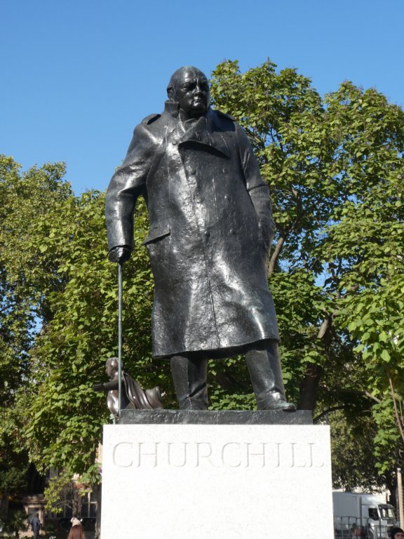 winstonchurchillstatuteinparliamentsquare.jpg