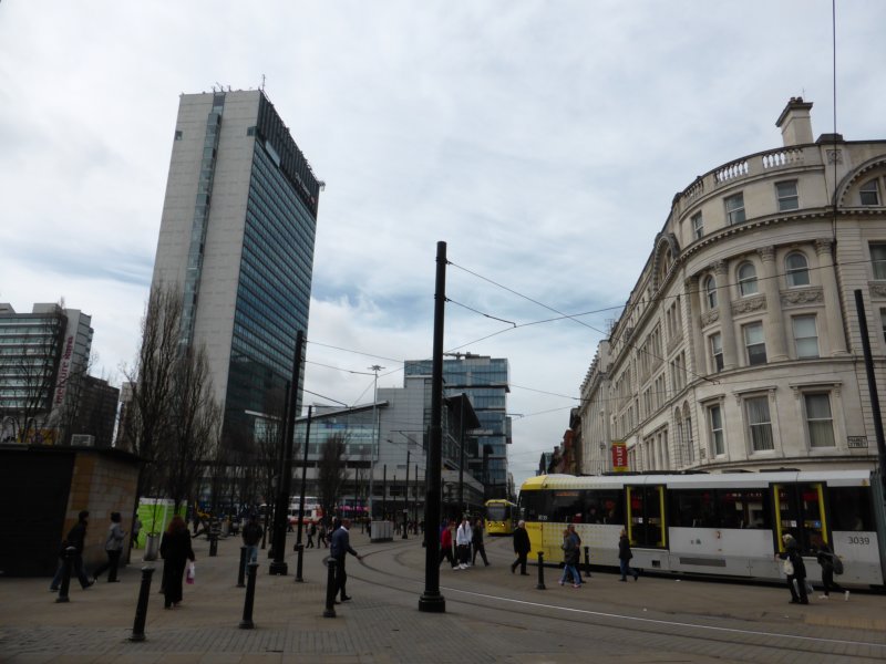 piccadillysquare.jpg