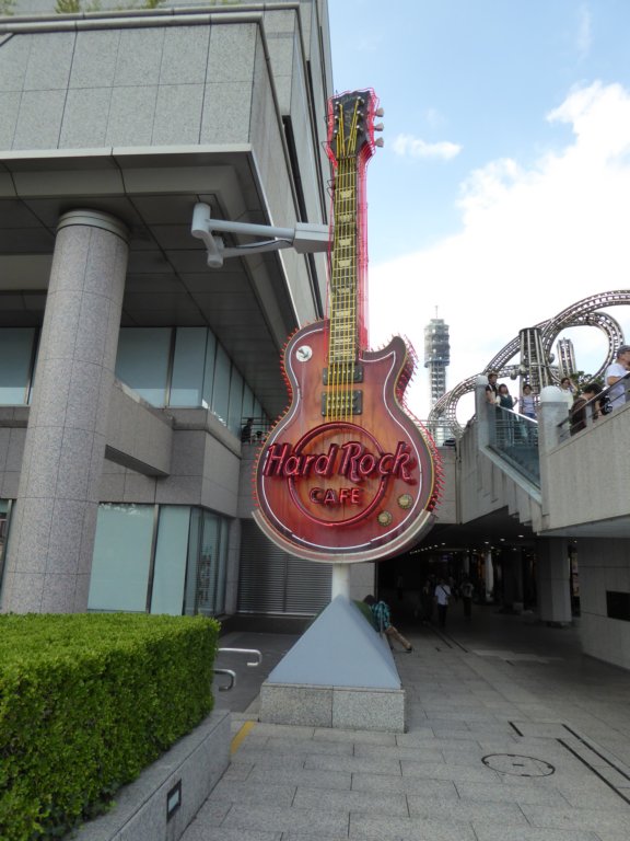 hardrockcafeyokohama.jpg