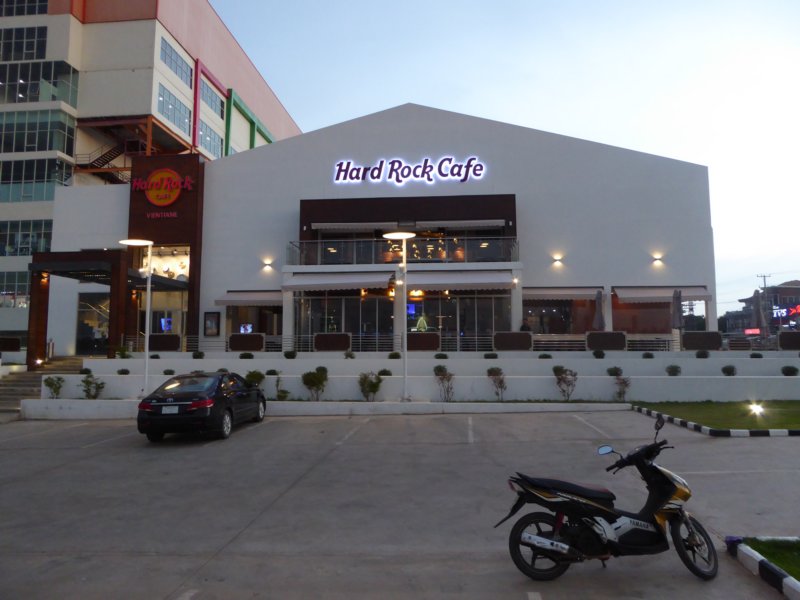 hardrockcafevientiane4.jpg