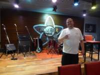 hardrockcafevientiane7_small.jpg