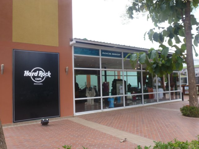 hardrockshopplayablanca.jpg