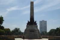 joserizalmonument2_small.jpg