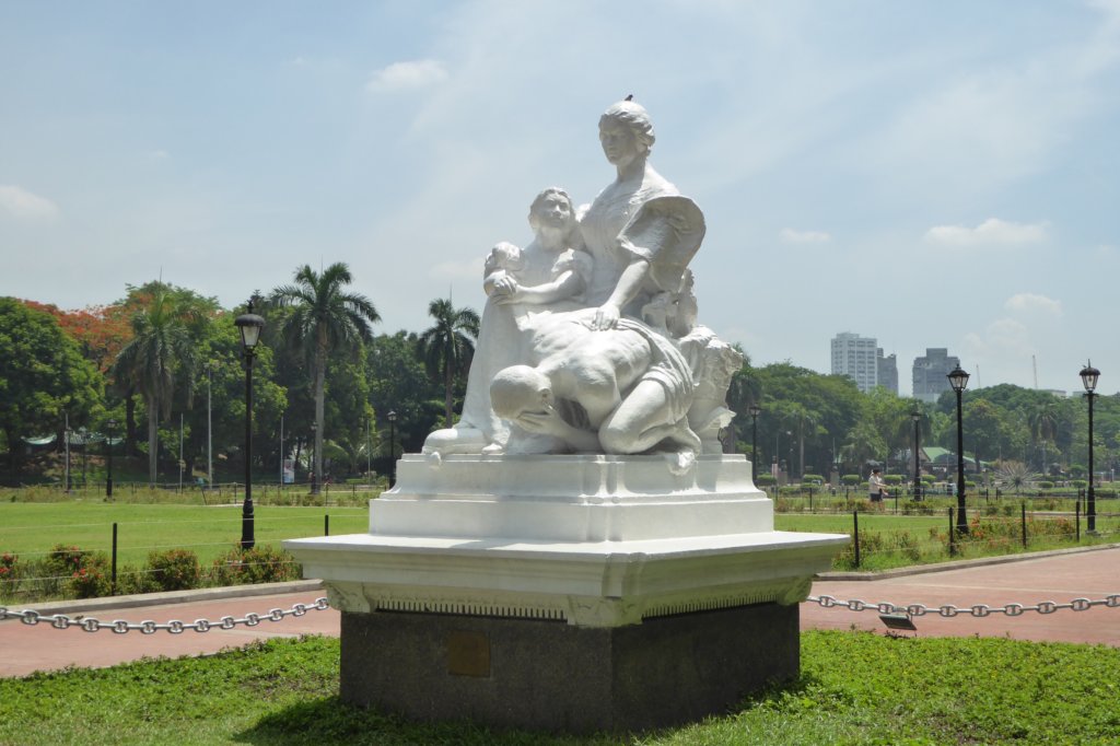 rizalpark.jpg