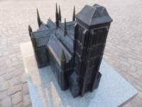 modelofthemarienchurch_small.jpg