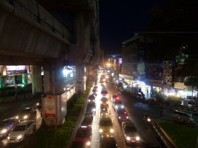 bangkokstreets.jpg