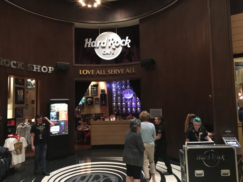 hardrockcafebiloxi.jpg