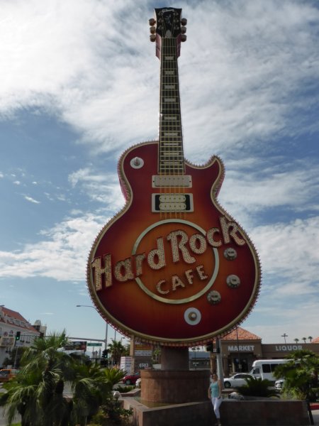 hardrockcafeguitar.jpg