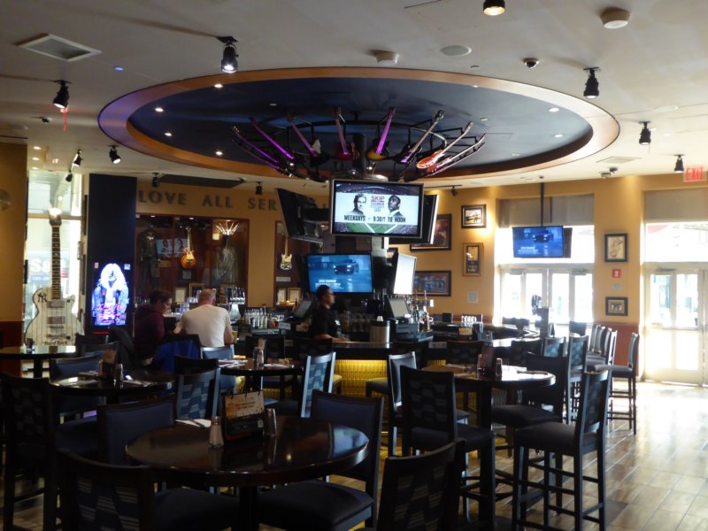 hardrockcafeyankeestadium5.jpg