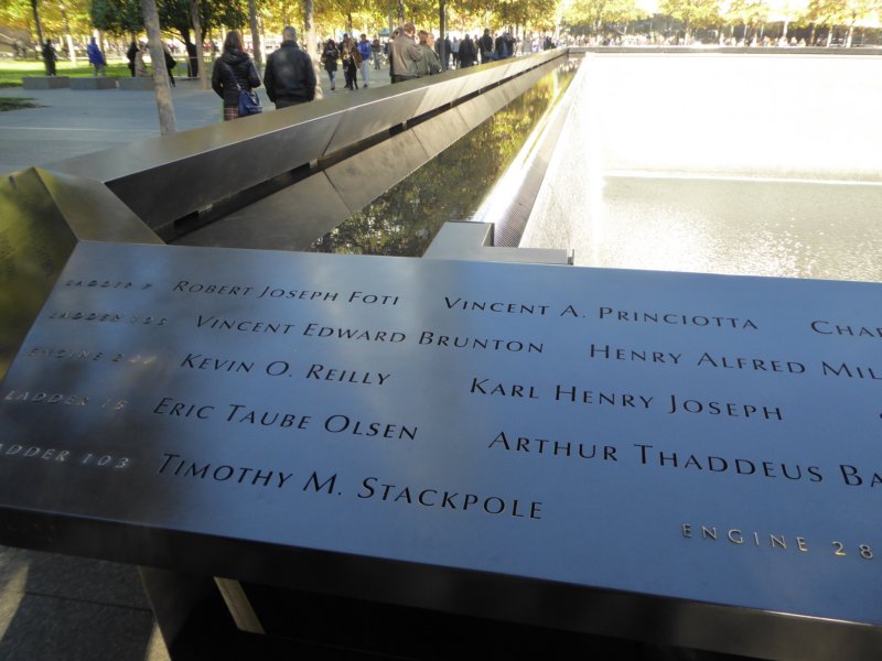 worldtradecentermemorial3.jpg