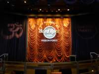 hardrockcafepigeonforge4_small.jpg