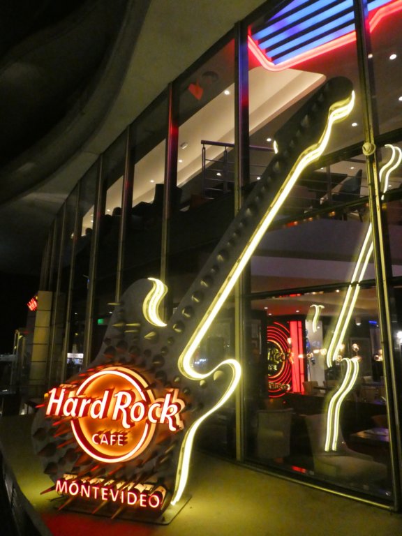 hardrockcafemontevideo14.jpg