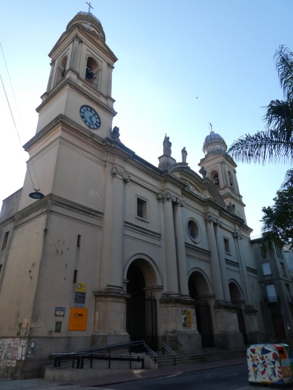 montevideometropolitancathedral.jpg